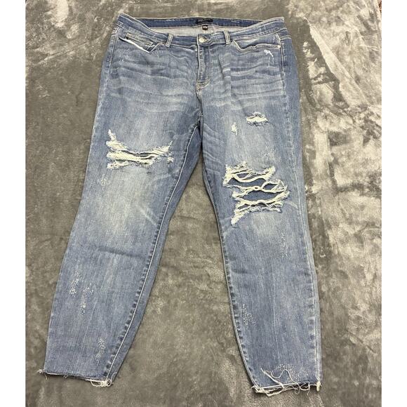 Judy Blue Skinny Fit Women’s 22W Blue Distressed Jeans Denim Medium Wash Pants - Picture 1 of 12